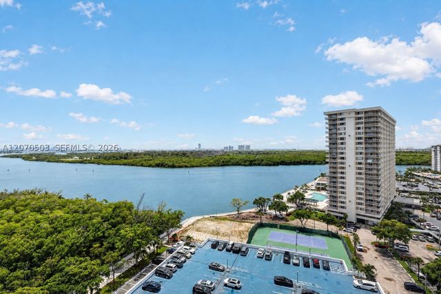 100 Bayview Dr 1626, Sunny Isles Beach, FL 33160