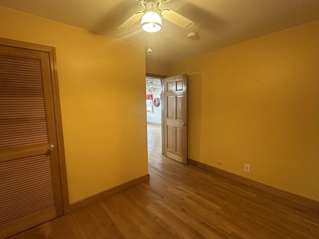 86 Lakeview Ave, Taunton, MA 02780