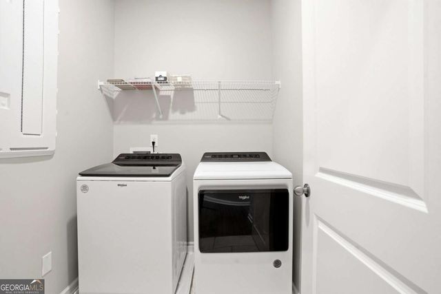 3327 Park Pointe Circle, Scottdale, GA 30079