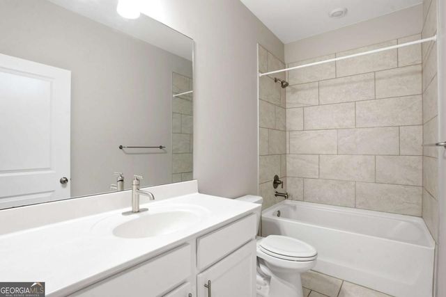 3327 Park Pointe Circle, Scottdale, GA 30079