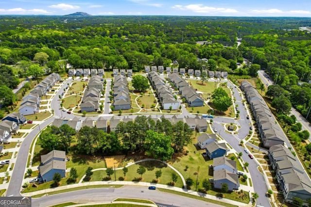 3327 Park Pointe Circle, Scottdale, GA 30079