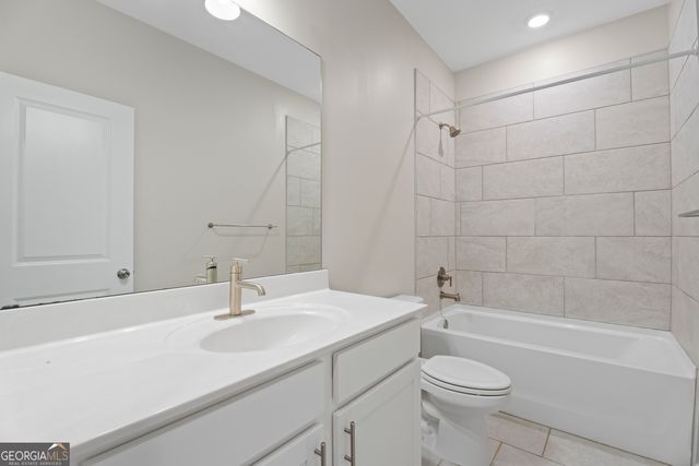 3327 Park Pointe Circle, Scottdale, GA 30079