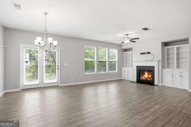 3327 Park Pointe Circle, Scottdale, GA 30079