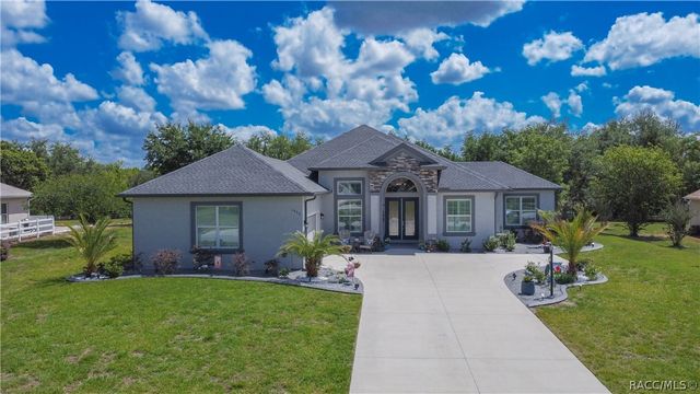 1555 E Seattle Slew Circle, Inverness, FL 34453