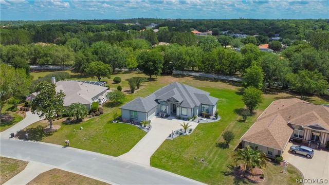 1555 E Seattle Slew Circle, Inverness, FL 34453
