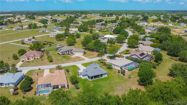 1555 E Seattle Slew Circle, Inverness, FL 34453