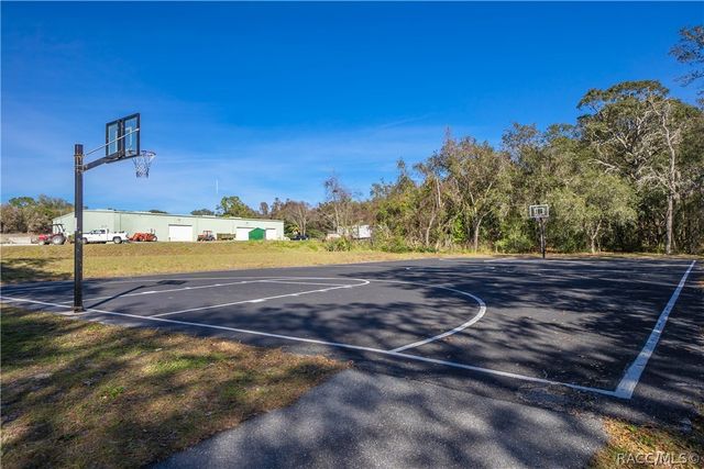 1555 E Seattle Slew Circle, Inverness, FL 34453