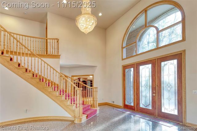 40600 8 Mile Road, Novi, MI 48167