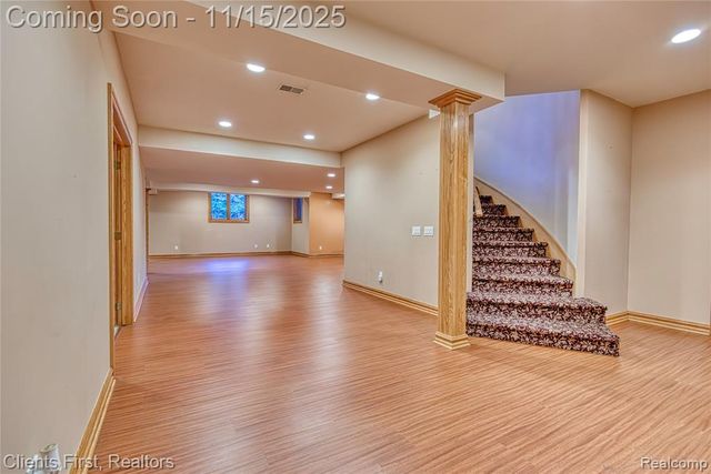 40600 8 Mile Road, Novi, MI 48167