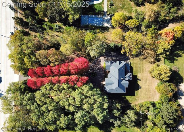 40600 8 Mile Road, Novi, MI 48167