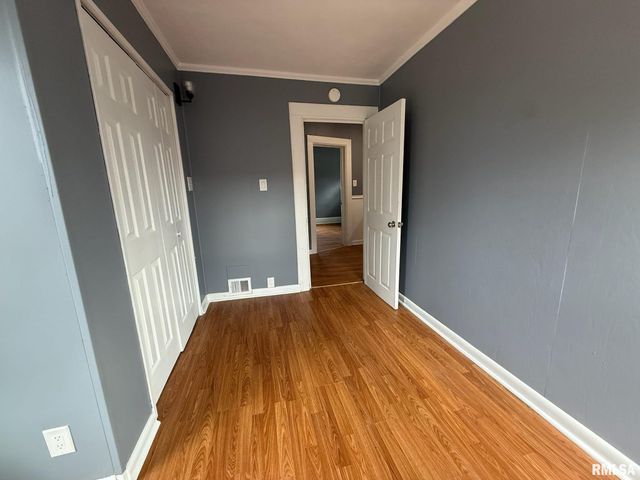 118 E ARCHER Avenue, Peoria, IL 61603