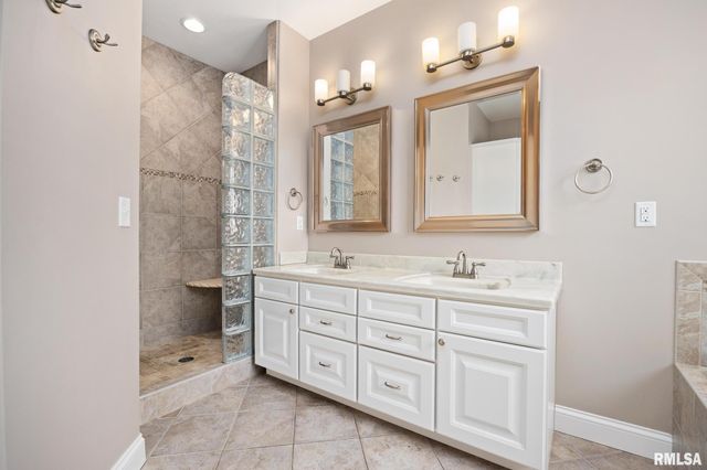 737 PINTAIL Lane, Washington, IL 61571