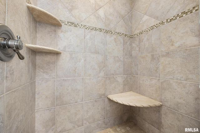 737 PINTAIL Lane, Washington, IL 61571