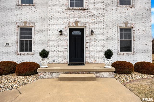 737 PINTAIL Lane, Washington, IL 61571