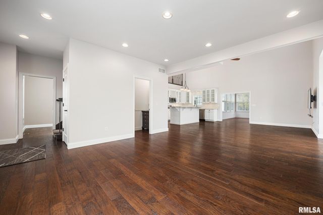 737 PINTAIL Lane, Washington, IL 61571