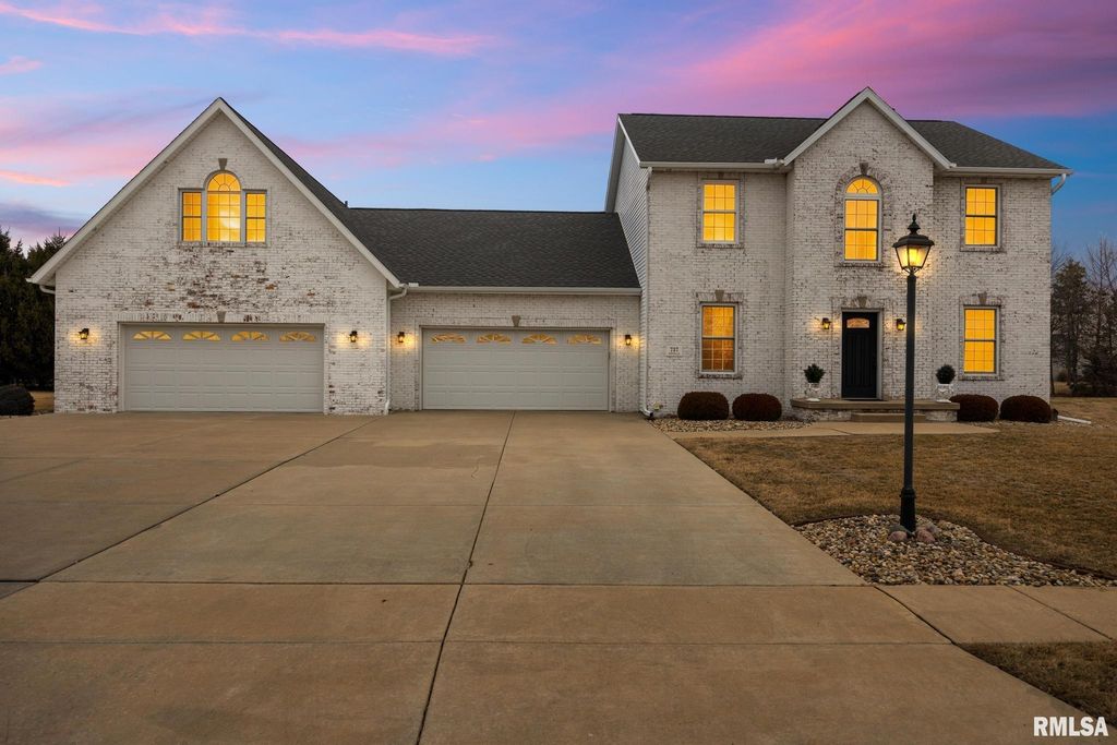 737 PINTAIL Lane, Washington, IL 61571