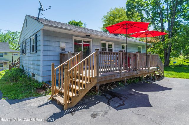 6 Orchard Street, Marlboro, NY 12542