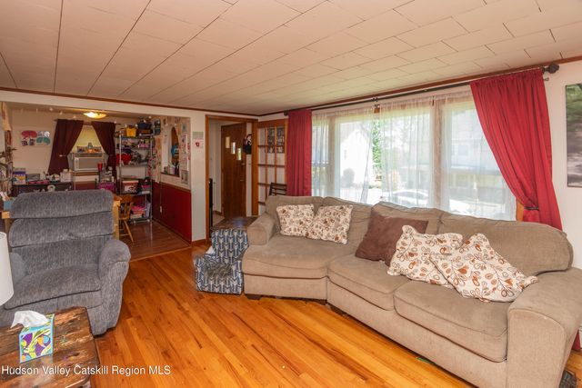 6 Orchard Street, Marlboro, NY 12542
