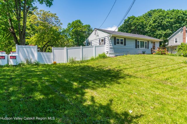 6 Orchard Street, Marlboro, NY 12542