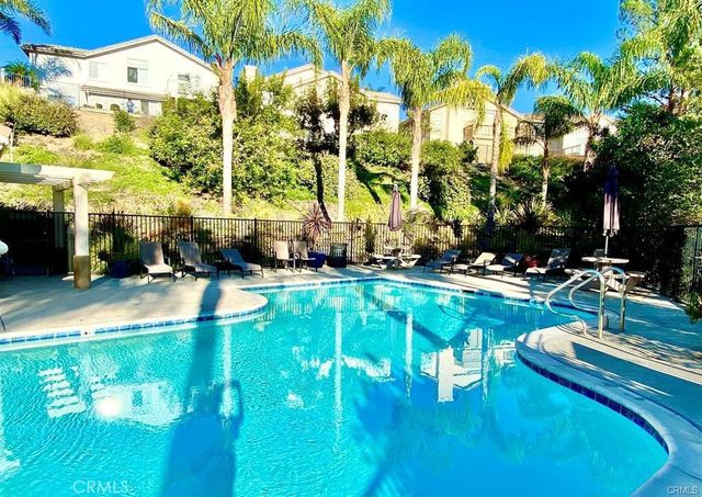 5735 Tonopah Court, Simi Valley, CA 93063