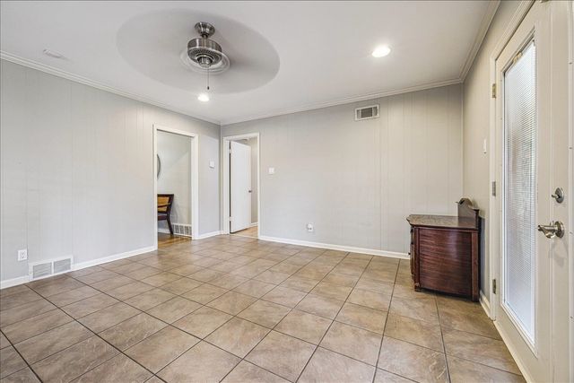 1683 DORSET DR, Memphis, TN 38117