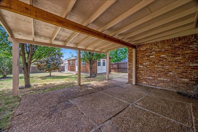 1683 DORSET DR, Memphis, TN 38117