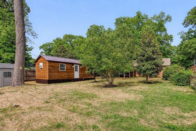 1683 DORSET DR, Memphis, TN 38117