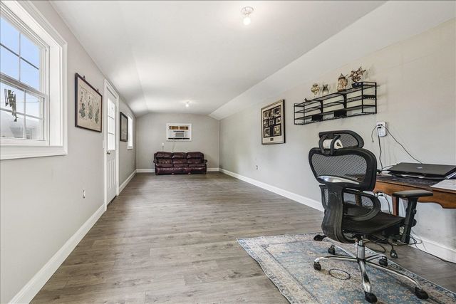 1683 DORSET DR, Memphis, TN 38117