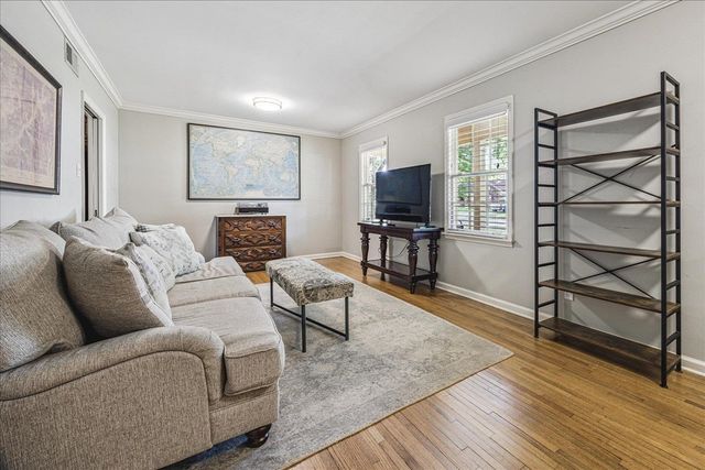 1683 DORSET DR, Memphis, TN 38117