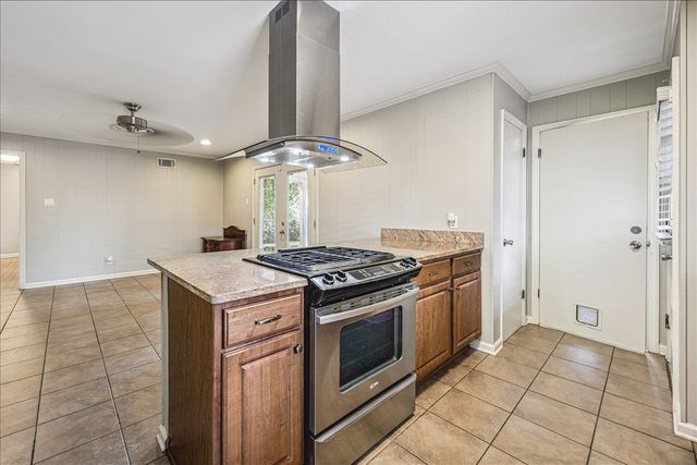 1683 DORSET DR, Memphis, TN 38117