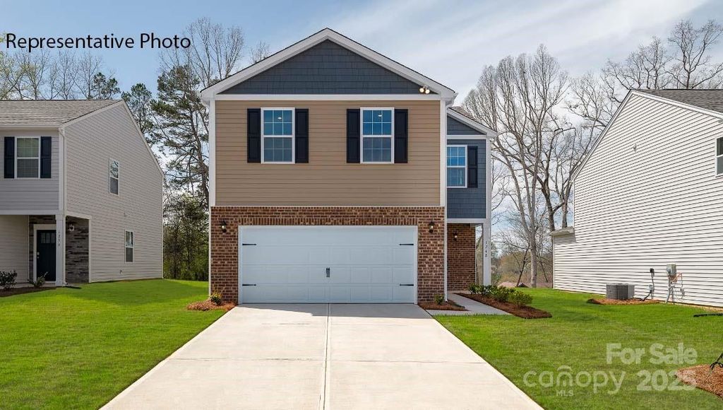 1345 37th Avenue Lane NE, Hickory, NC 28601