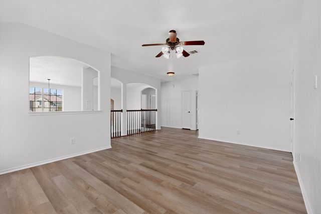 1066 Carpenter Court, Lavon, TX 75166