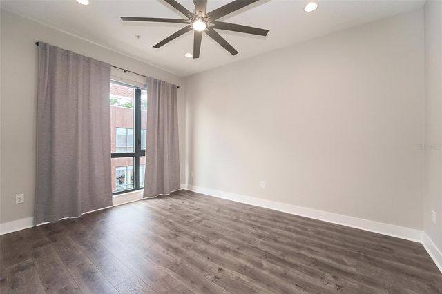 136 8TH STREET N, St Petersburg, FL 33701