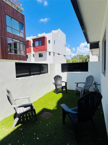 136 8TH STREET N, St Petersburg, FL 33701
