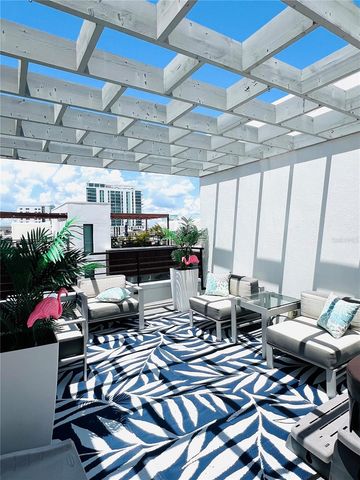 136 8TH STREET N, St Petersburg, FL 33701
