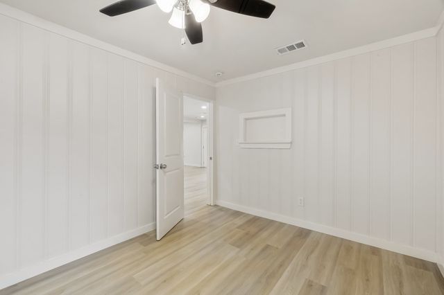 2108 Oakwood Street, Haltom City, TX 76117