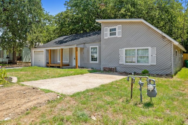 2108 Oakwood Street, Haltom City, TX 76117
