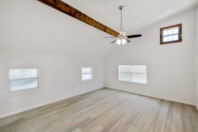 2108 Oakwood Street, Haltom City, TX 76117