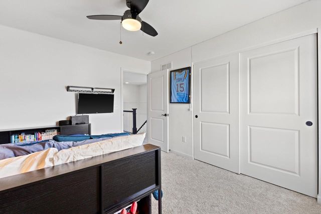 2501 Marie CIRCLE, Waukesha, WI 53189