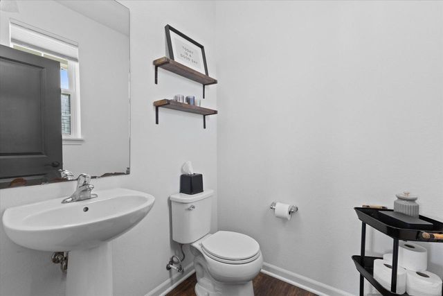 2501 Marie CIRCLE, Waukesha, WI 53189