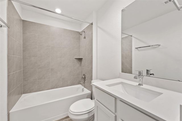 714 Boer Plains Drive, Rosharon, TX 77583