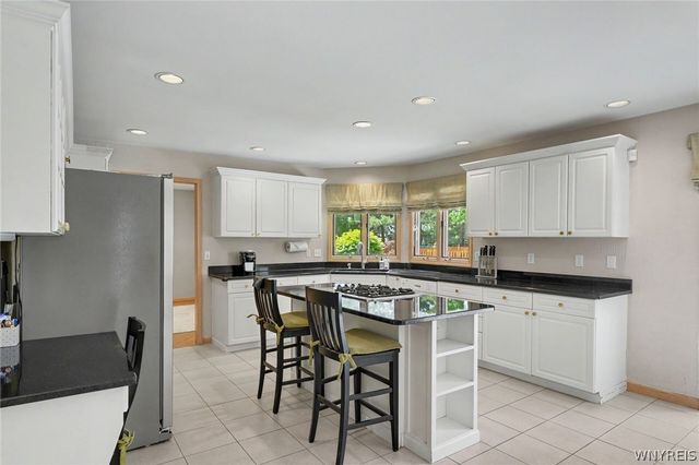 32 Vassar Drive, Amherst, NY 14068