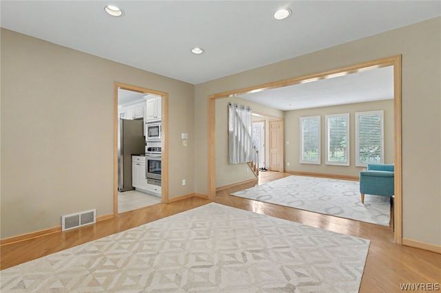 32 Vassar Drive, Amherst, NY 14068