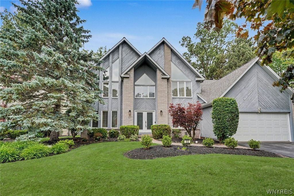 32 Vassar Drive, Amherst, NY 14068