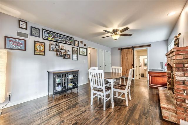 404 S Winterbrooke Drive, Olathe, KS 66062