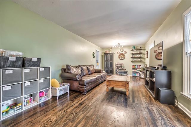 404 S Winterbrooke Drive, Olathe, KS 66062