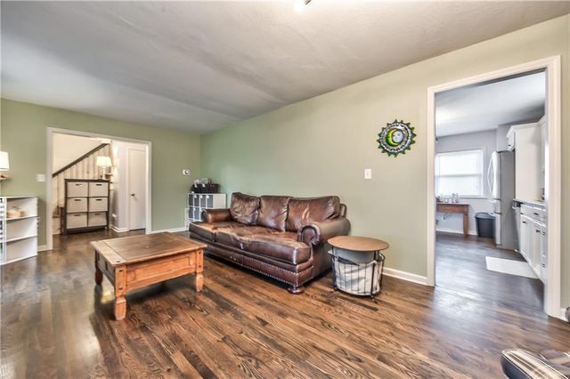 404 S Winterbrooke Drive, Olathe, KS 66062