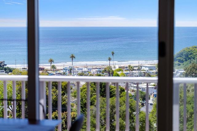 220 Shoreview Drive, Aptos, CA 95003