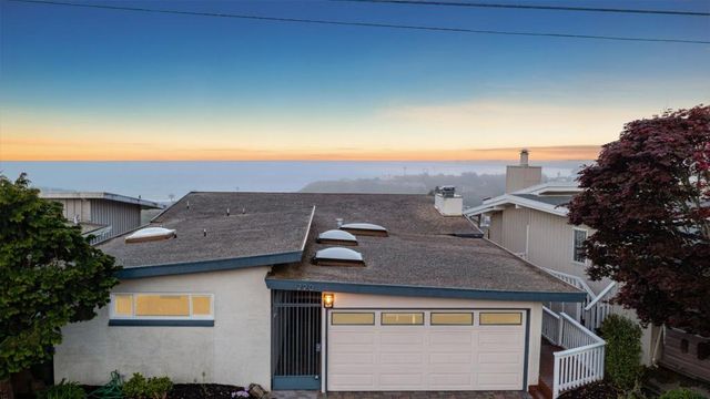 220 Shoreview Drive, Aptos, CA 95003