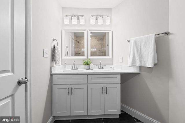 2103 MCCULLOH ST, Baltimore, MD 21217